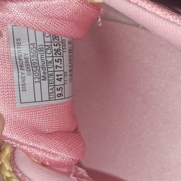 NEW,Brooks,Ghost 17,runDisney,Rapunzel,Tangled shoe,sizes (9.5/9.0) Medium (B) - Picture 8 of 16